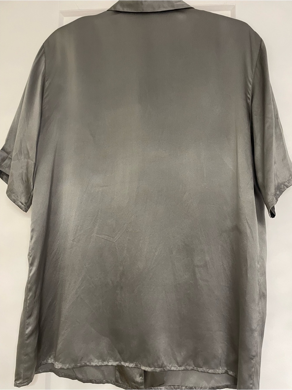 August Silk Brand  Silk Short-Sleeve Button-Down Blouse in Charcoal - Picture 8 of 9